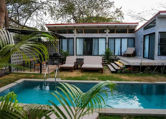 Casa La Vaca Loca * Tamarindo